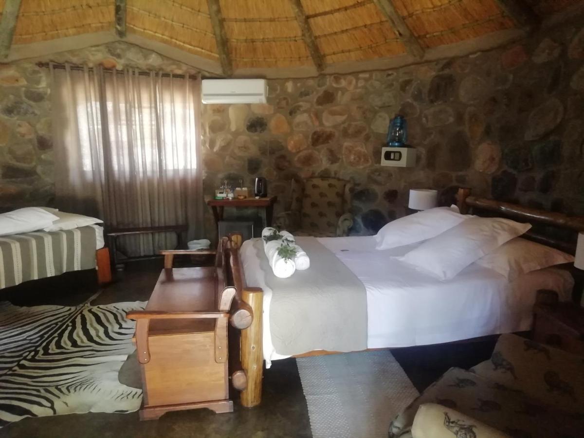 הוילה הודספרויט Shumba Safari Bush Camp מראה חיצוני תמונה
