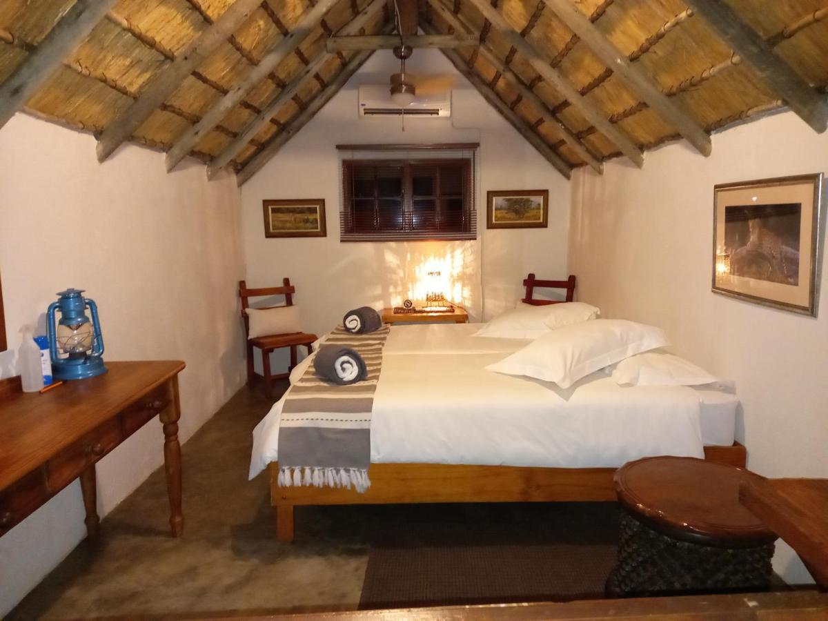 הוילה הודספרויט Shumba Safari Bush Camp מראה חיצוני תמונה