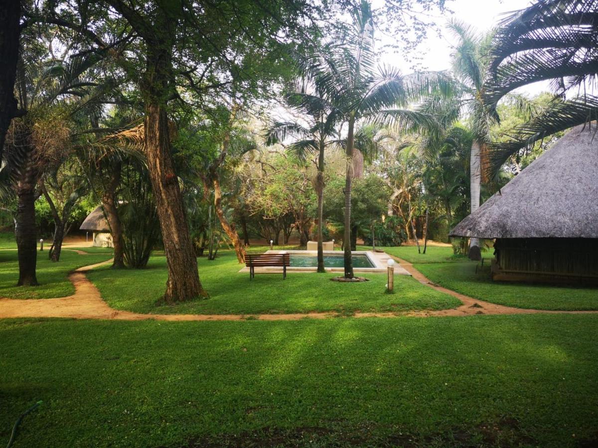הוילה הודספרויט Shumba Safari Bush Camp מראה חיצוני תמונה