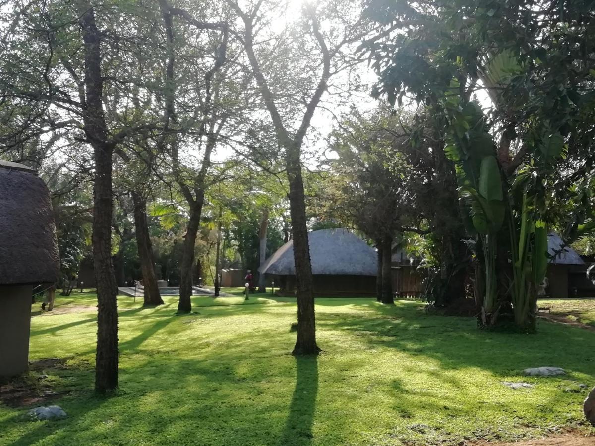 הוילה הודספרויט Shumba Safari Bush Camp מראה חיצוני תמונה